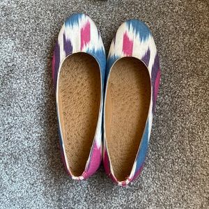 Handmade traditional ikat flats